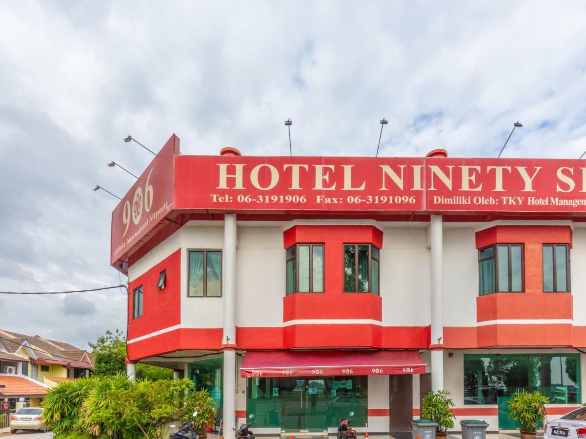 Hotel Oyo 1158 906 Airport Malacca Exterior foto